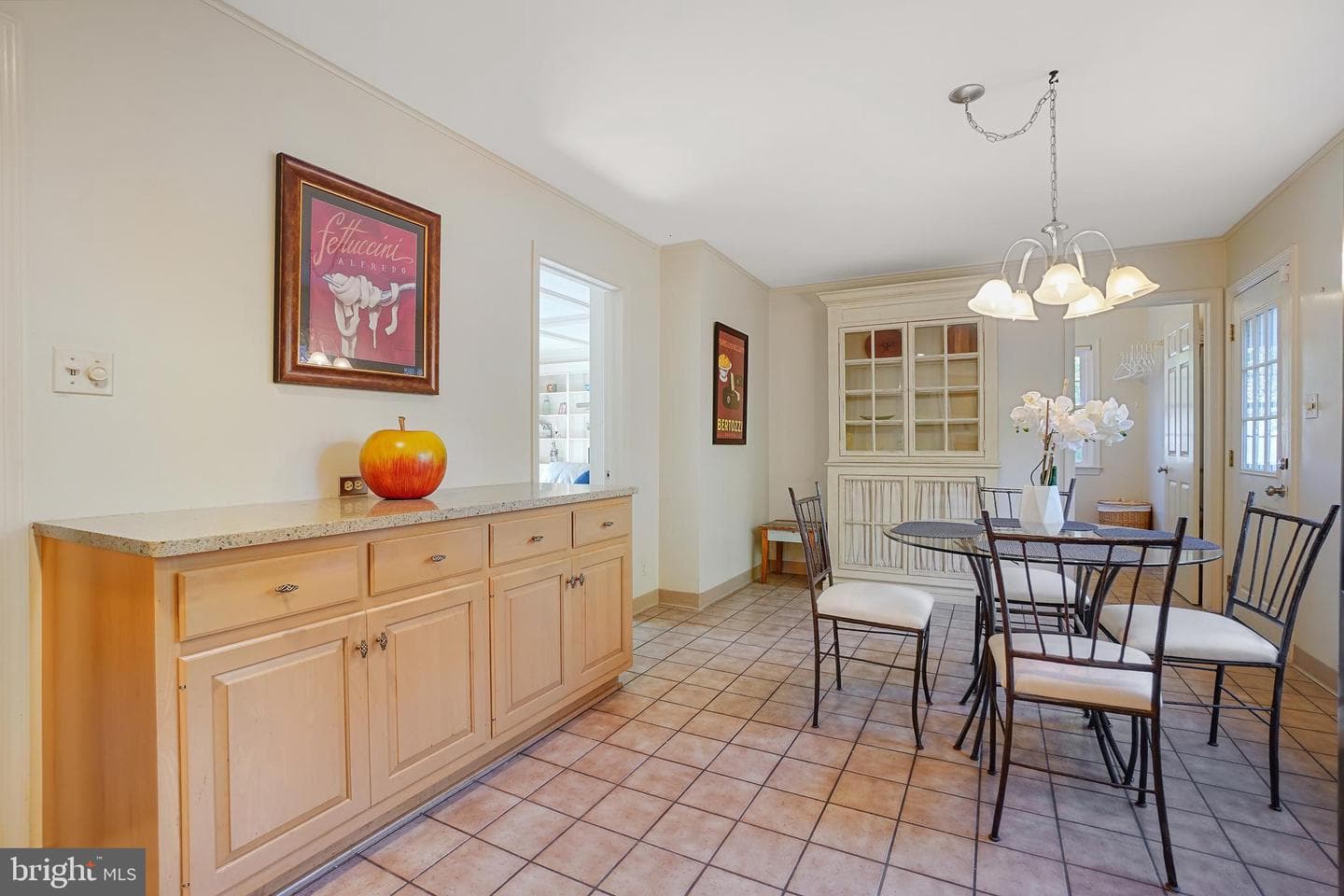 8225 Windsor View Terrace photo 11