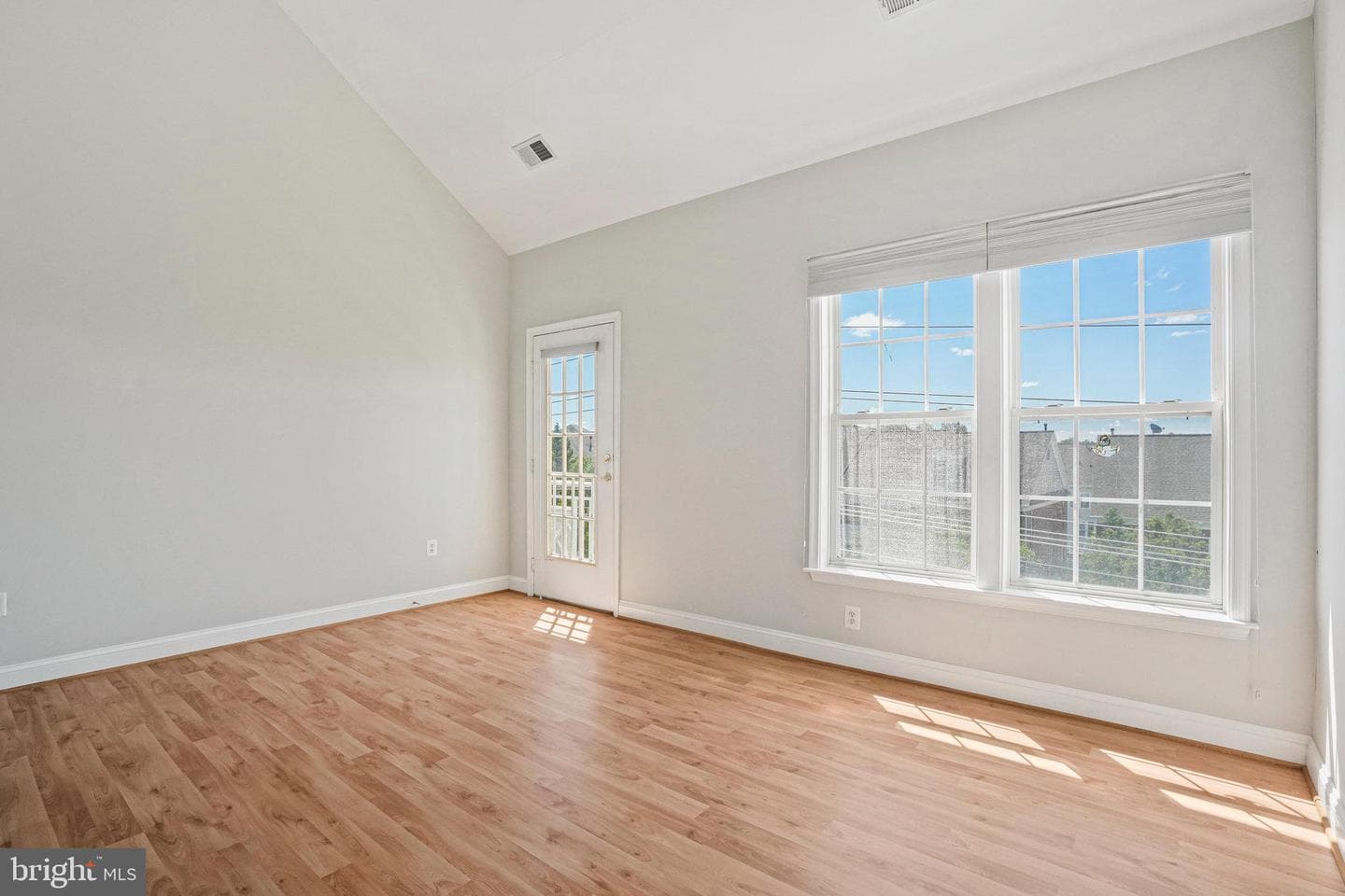 303 Redland Boulevard #401 photo 14