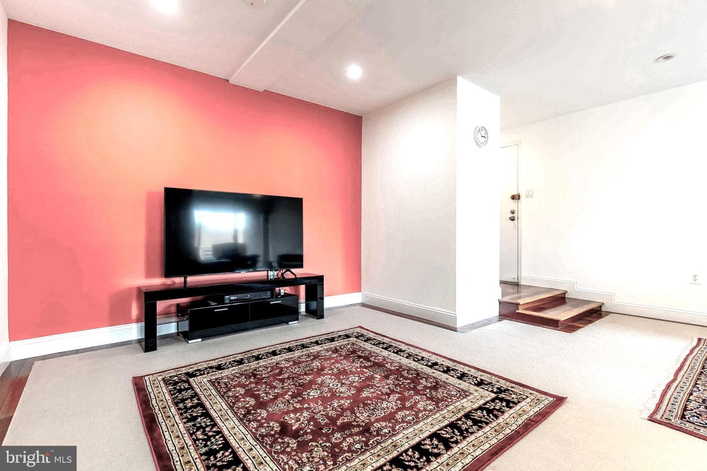 412 Girard Street #103 photo 11