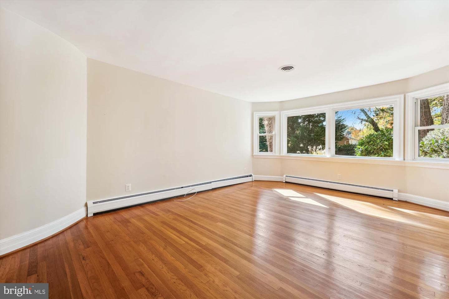 9005 Marseille Drive photo 26