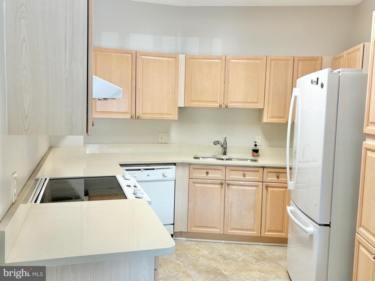 2904 N Leisure World Boulevard #206 photo 9