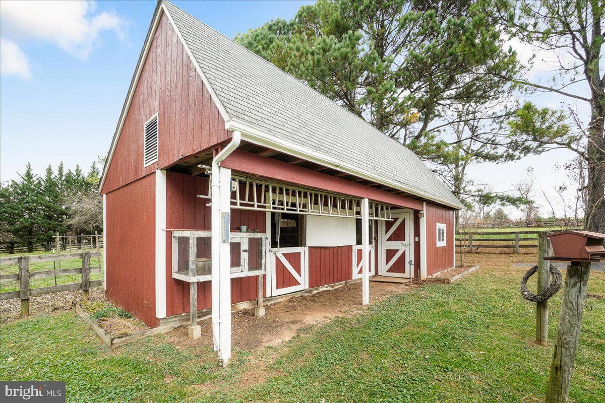 11109 Watkins Road photo 68