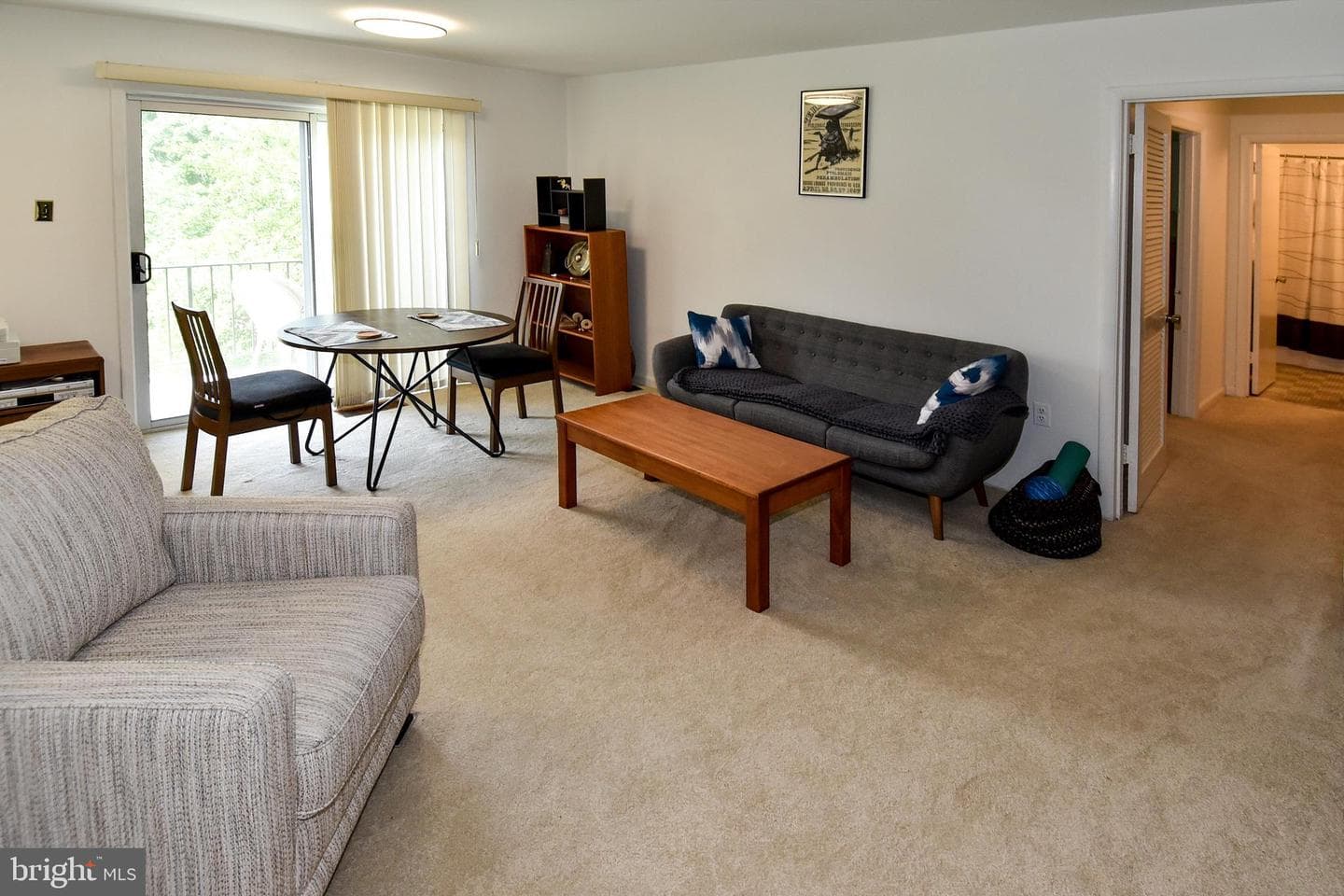 10613 Weymouth Street #201 photo 13