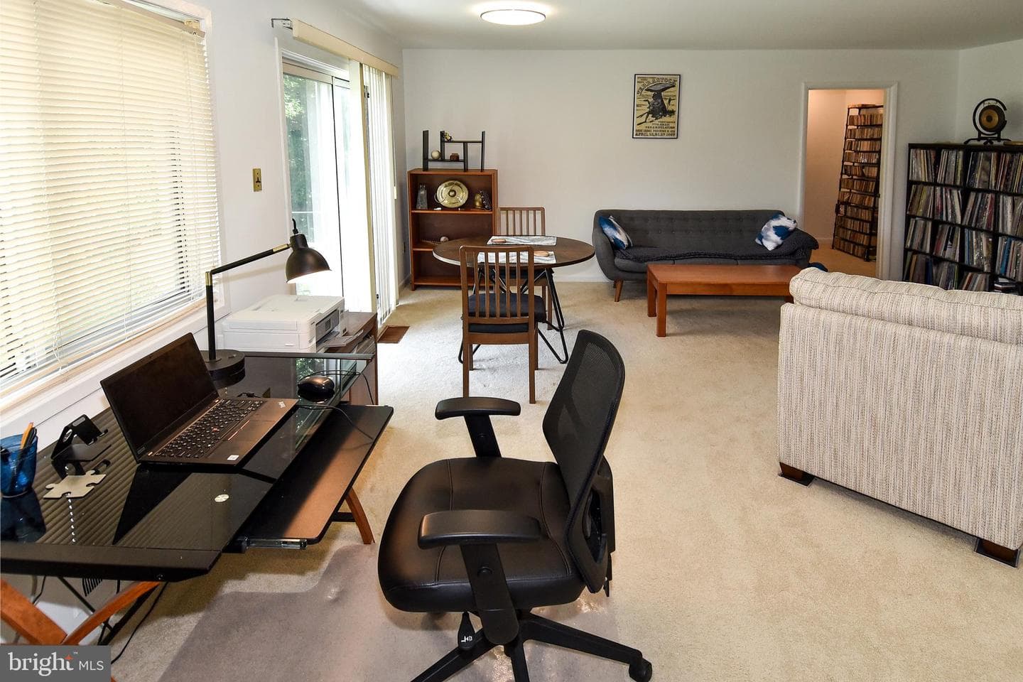 10613 Weymouth Street #201 photo 15