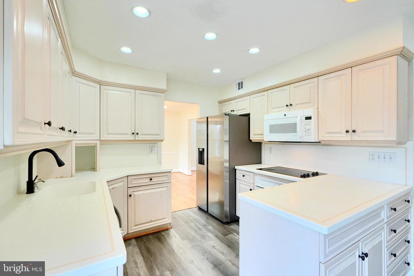 15125 Manor Lake Drive photo 18
