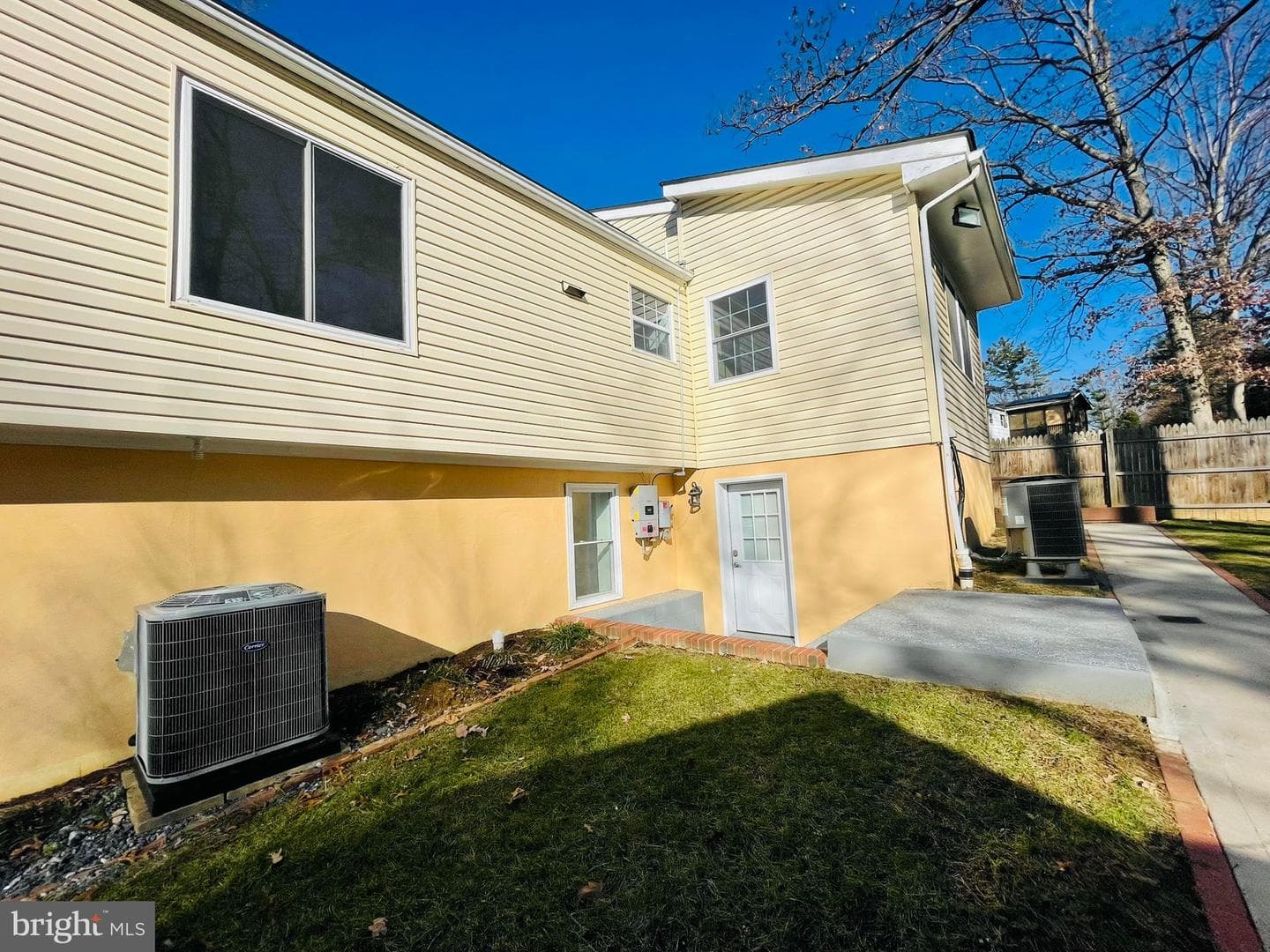 207 Oakton Road photo 7