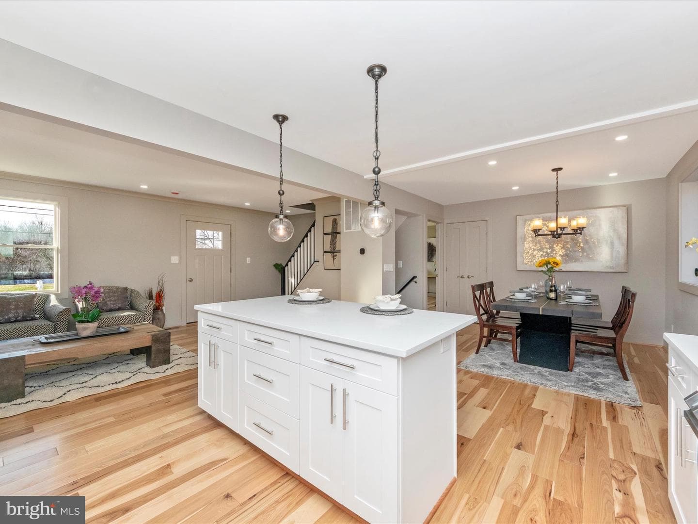 503 Stirling Road photo 13