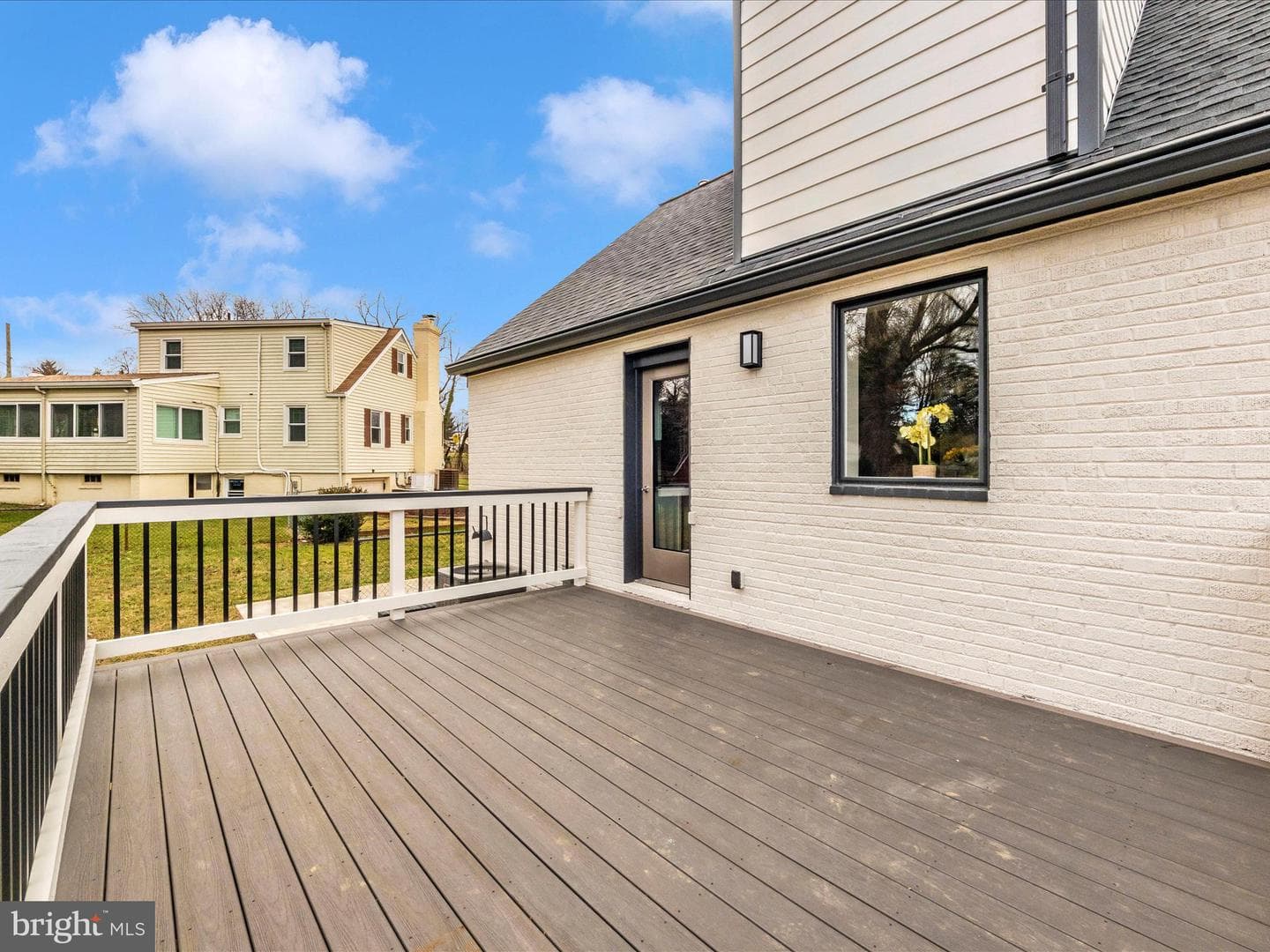 503 Stirling Road photo 48