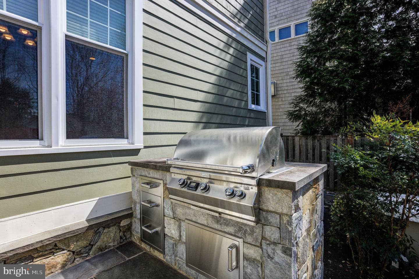 7106 Exeter Road photo 34