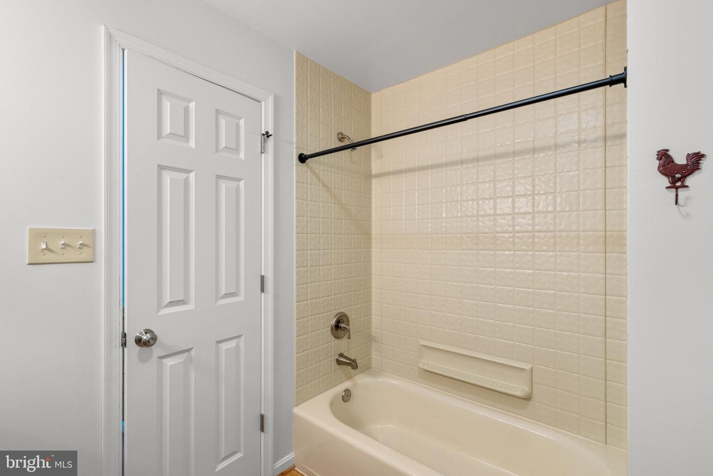 20529 Farcroft Lane photo 36