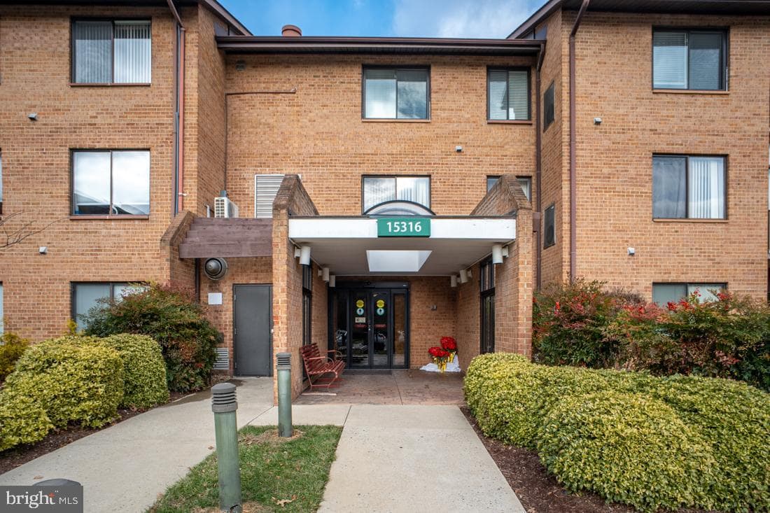 15316 Pine Orchard Drive #82-3f photo 1
