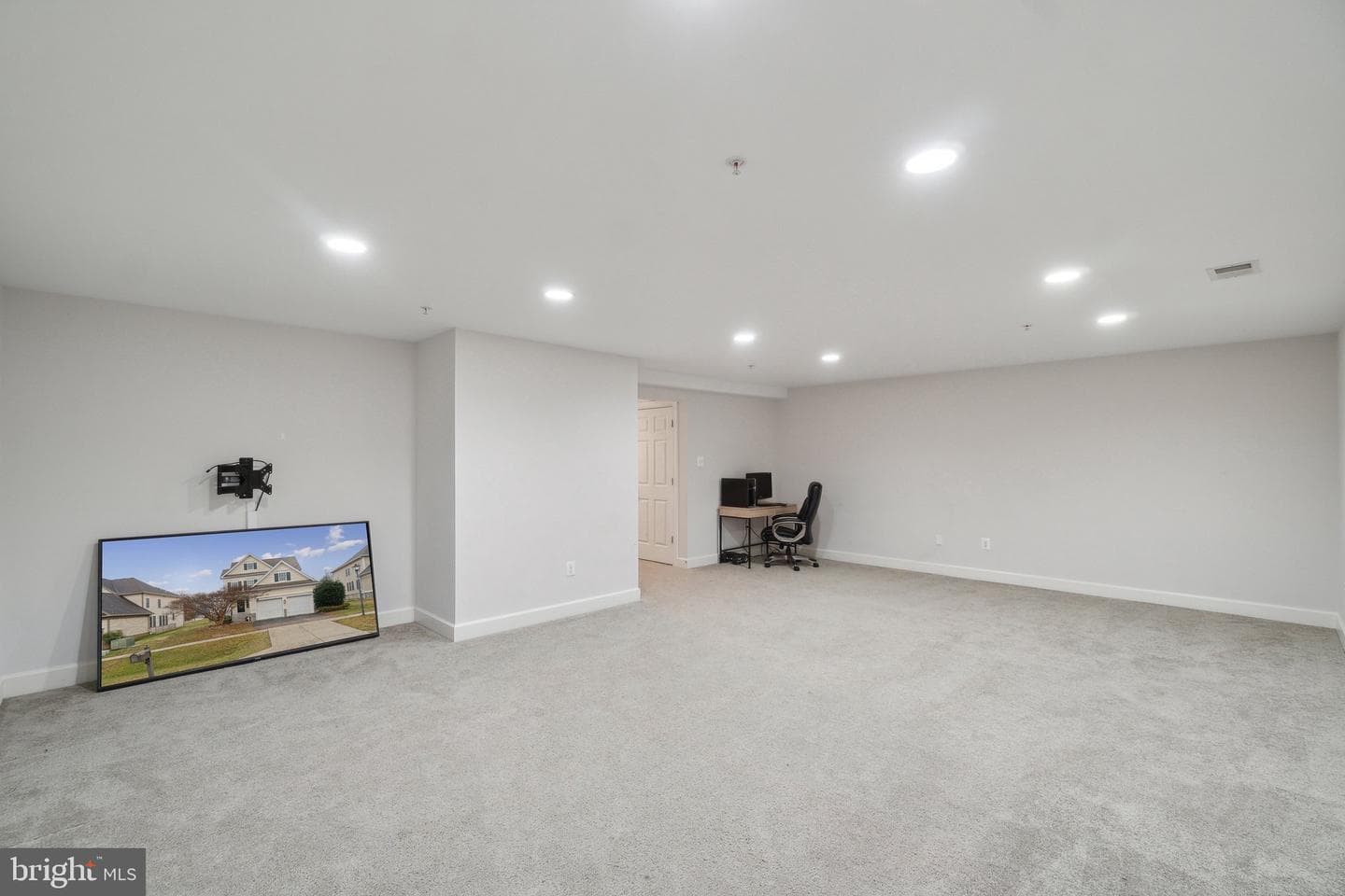 14206 Drayton Avenue photo 25