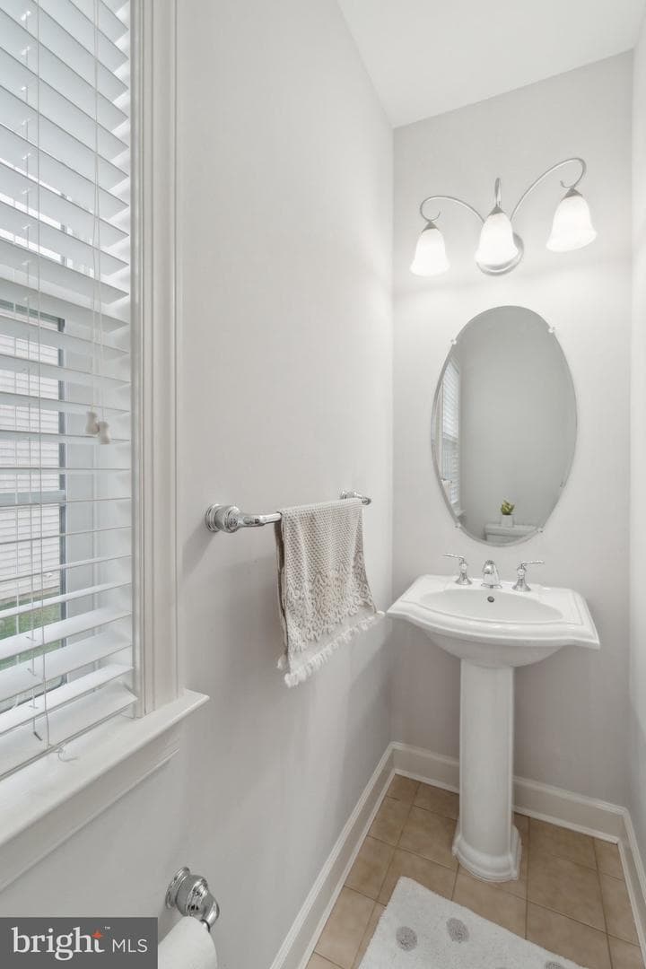 14206 Drayton Avenue photo 26