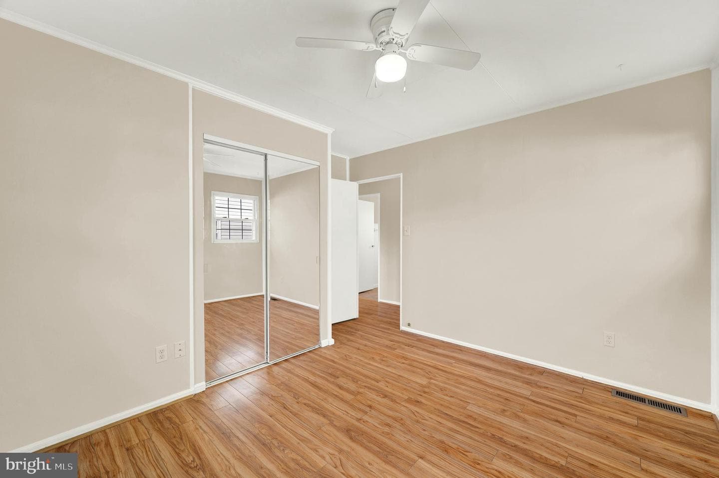 2004 Gainsboro Road photo 19