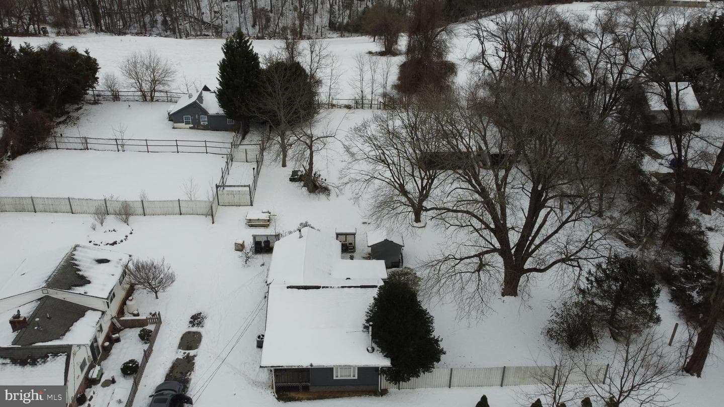13813 Berryville Road photo 27