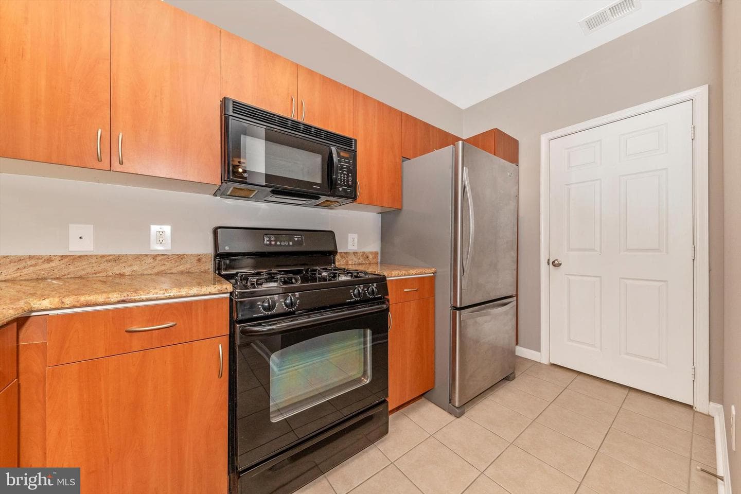 13502 Derry Glen Court #203 photo 10