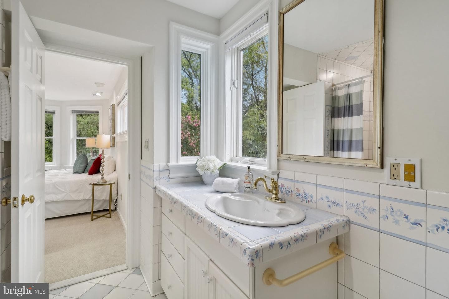 6417 Broad Street photo 21