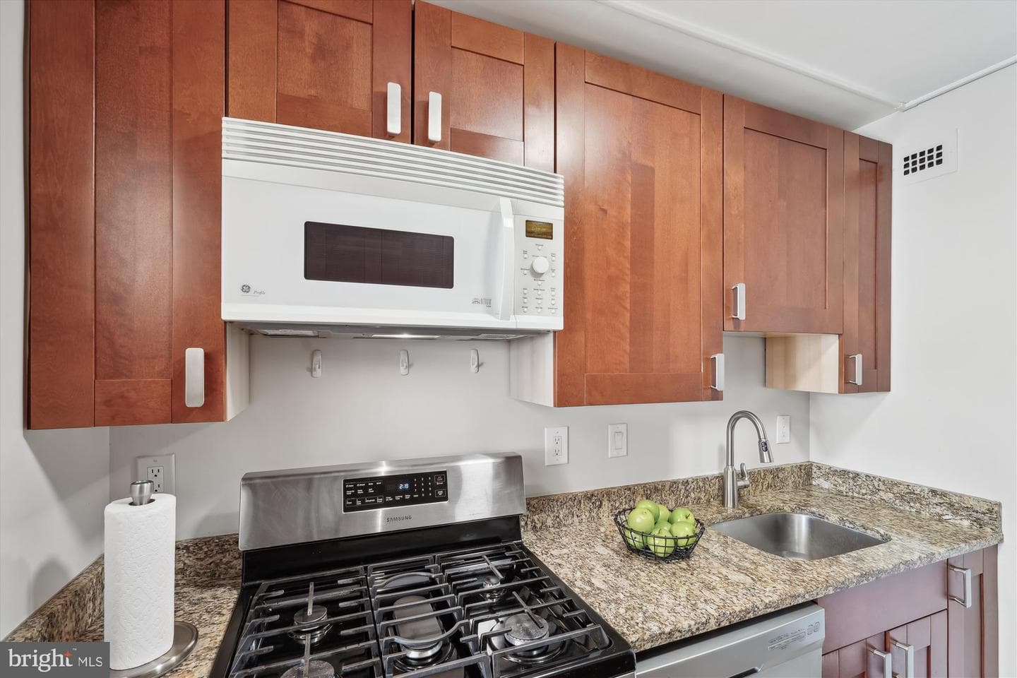 10500 Rockville Pike #918 photo 13