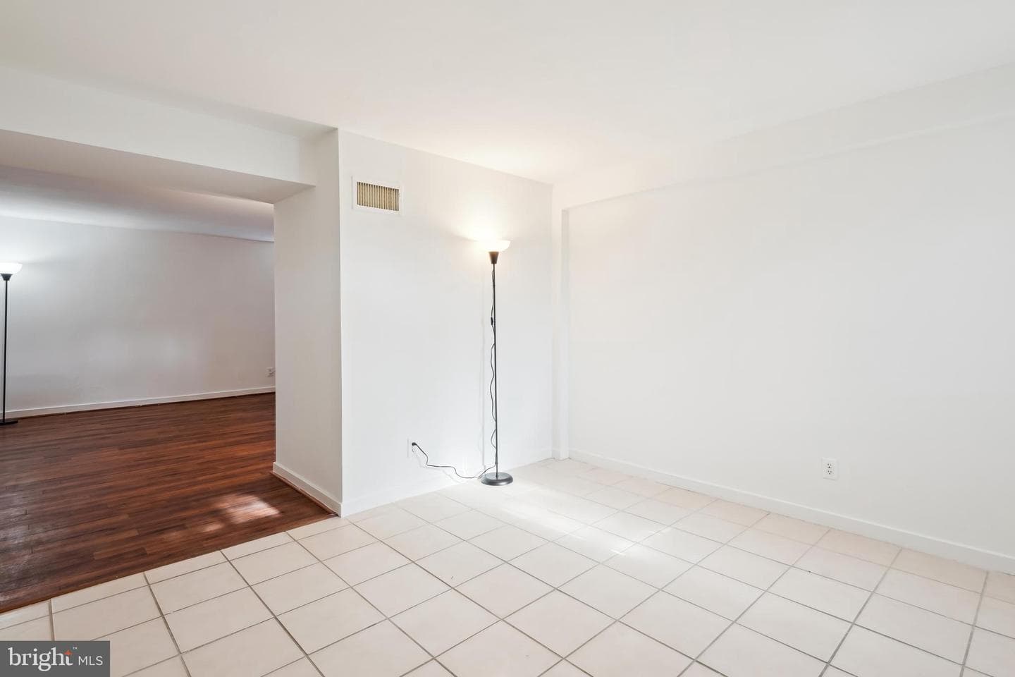 2244 Washington Avenue #102 photo 16