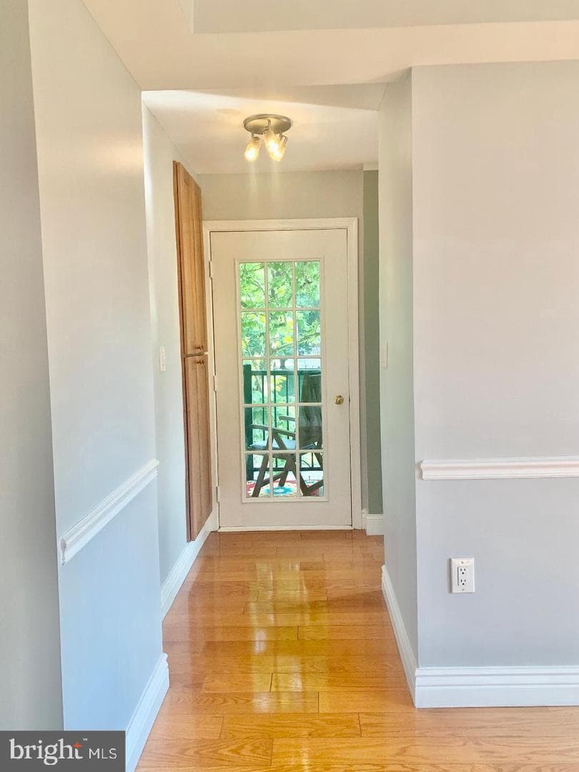 406 Kentlands Boulevard #203 photo 14