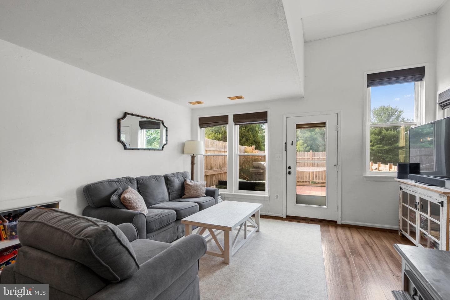 11908 Filly Lane photo 5