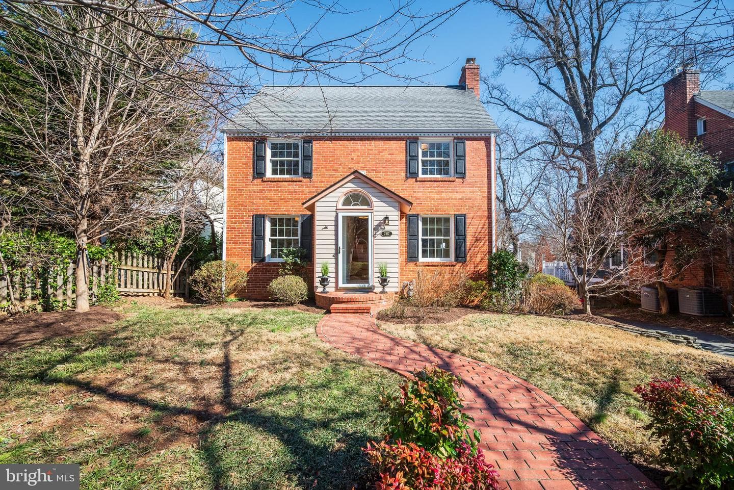 7817 Stratford Road photo 2