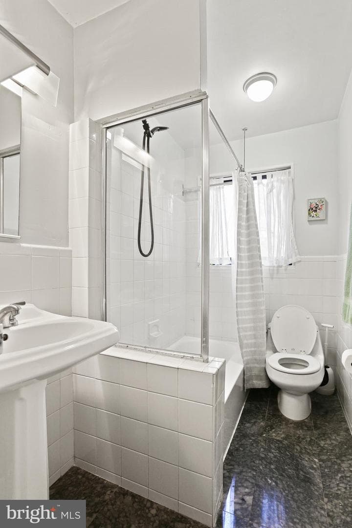 7611 Maple Avenue #810 photo 20