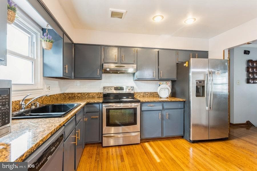 11408 Rambling Road photo 12