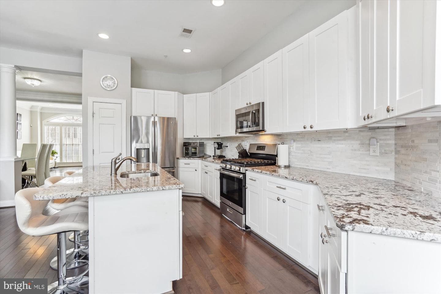 1113 Pleasant Drive photo 4