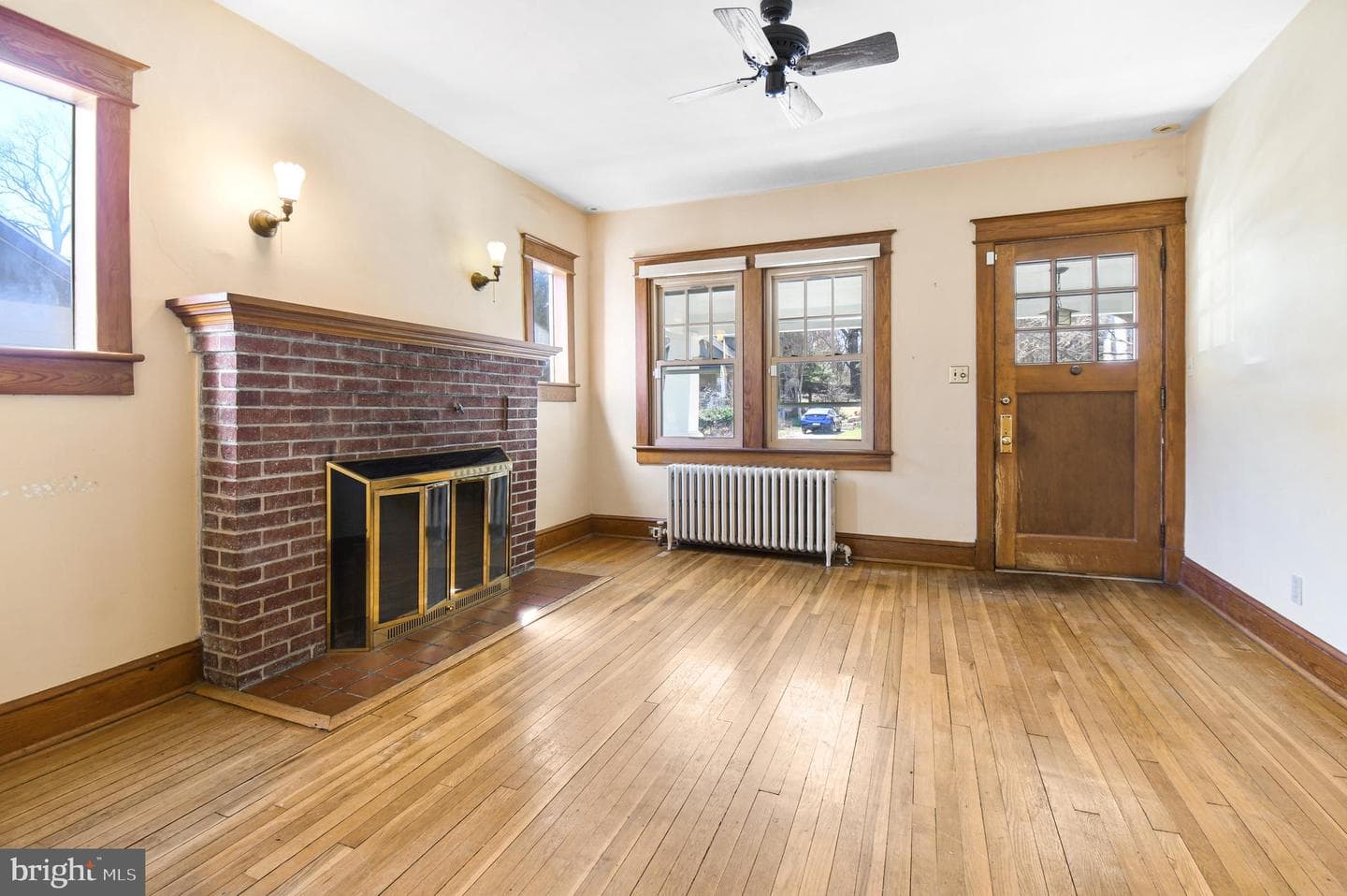 753 Silver Spring Avenue photo 3