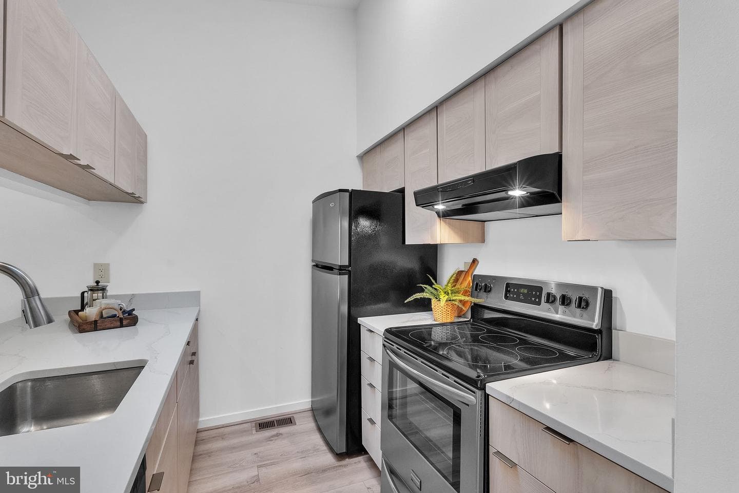 9864 Dockside Terrace photo 5