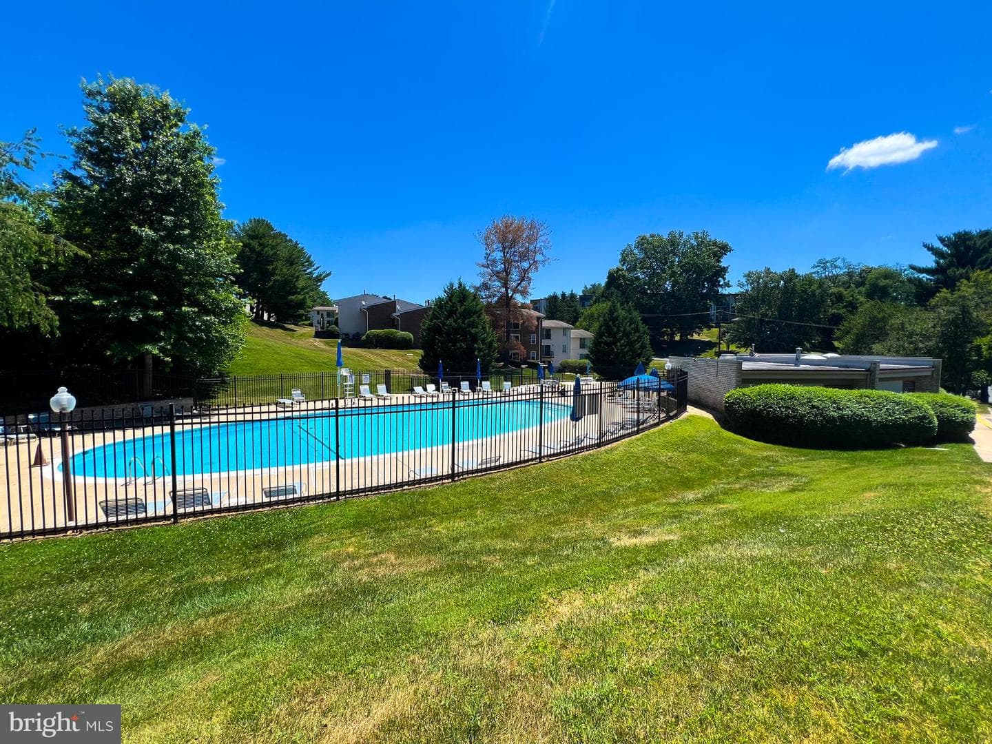 5572 Burnside Drive #3 photo 4