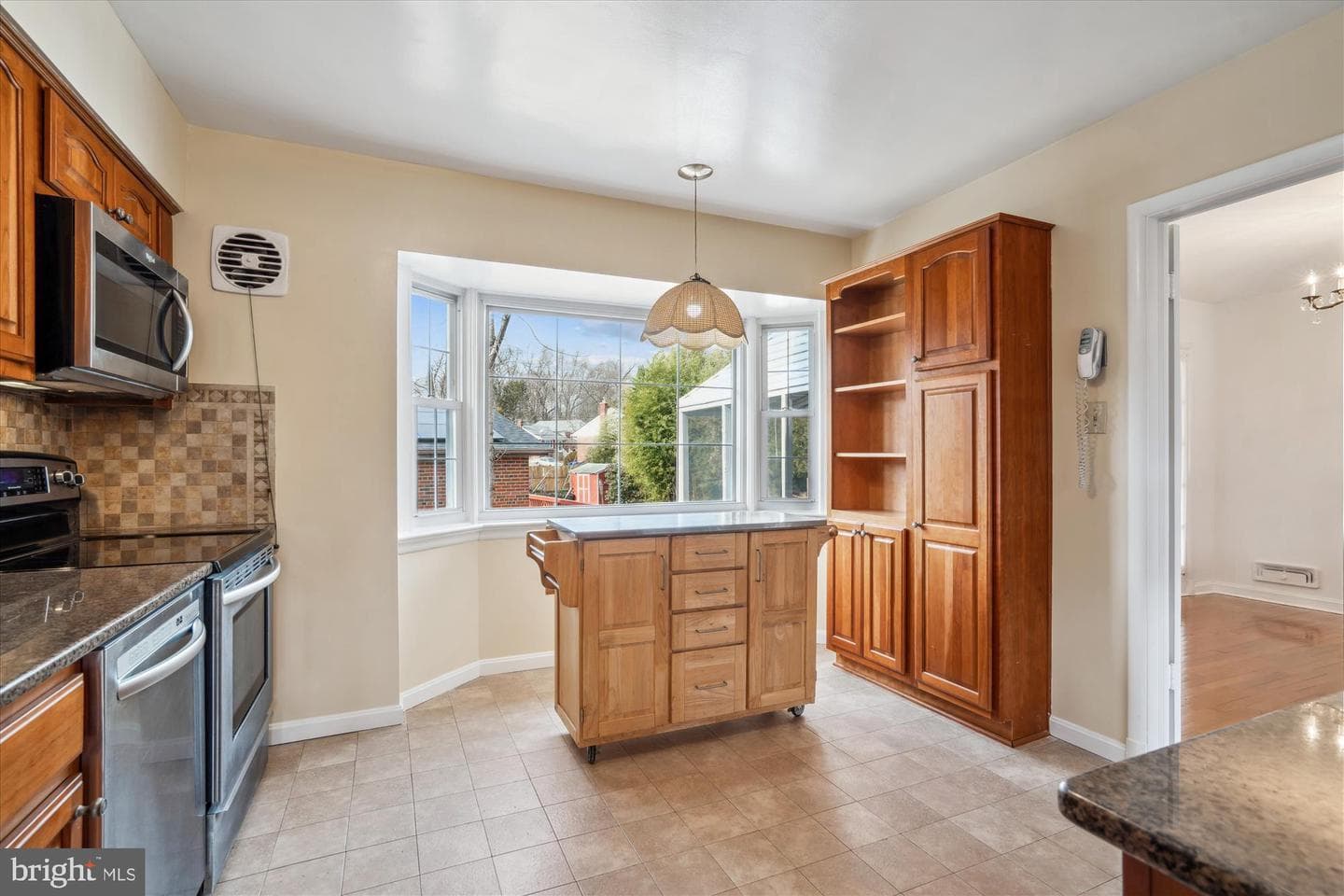 404 Neale Court photo 15