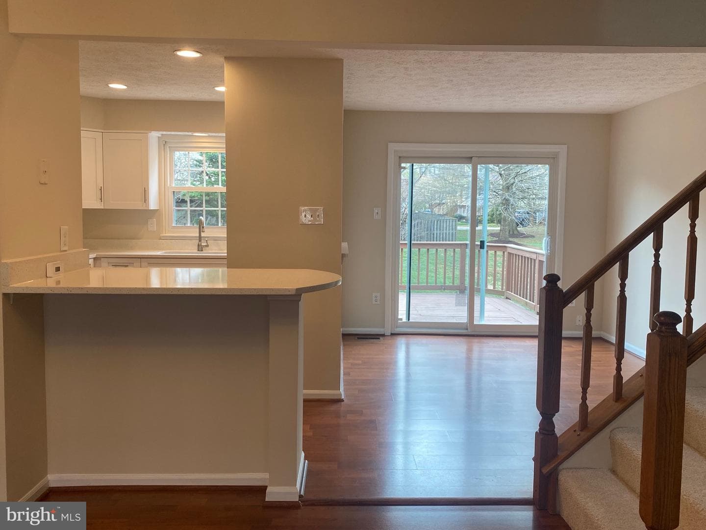 528 Beacon Hill Terrace photo 14