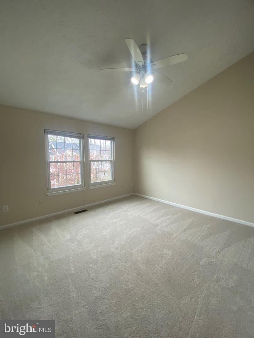 528 Beacon Hill Terrace photo 28