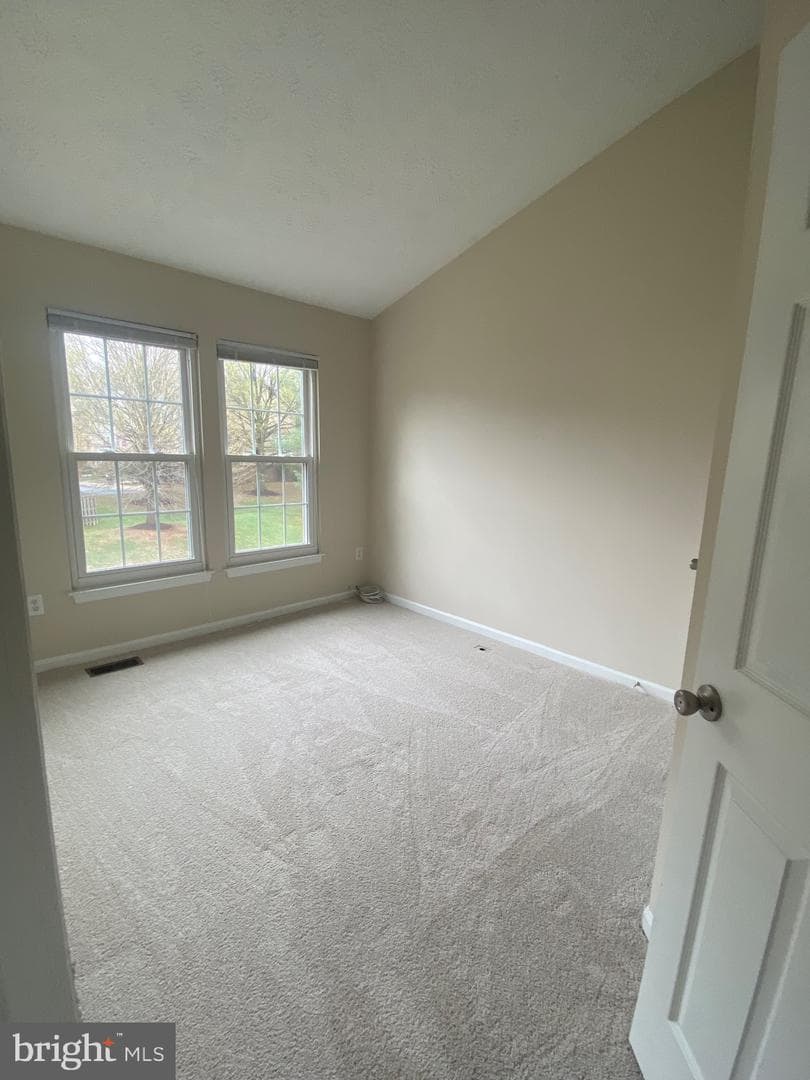 528 Beacon Hill Terrace photo 35