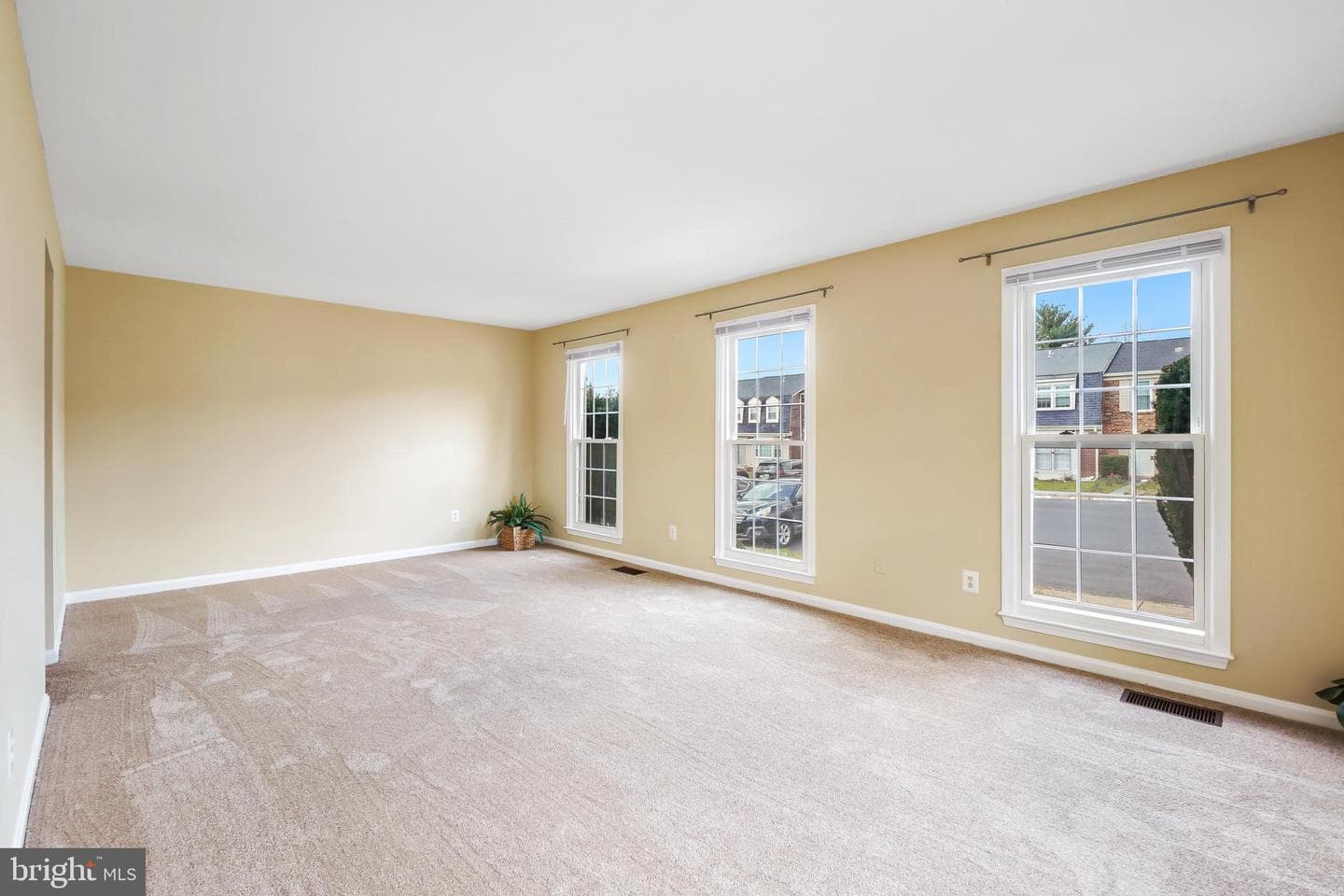 9338 Bremerton Way photo 10
