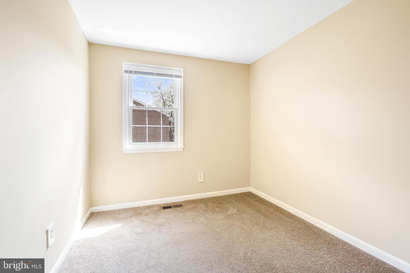 9338 Bremerton Way photo 23