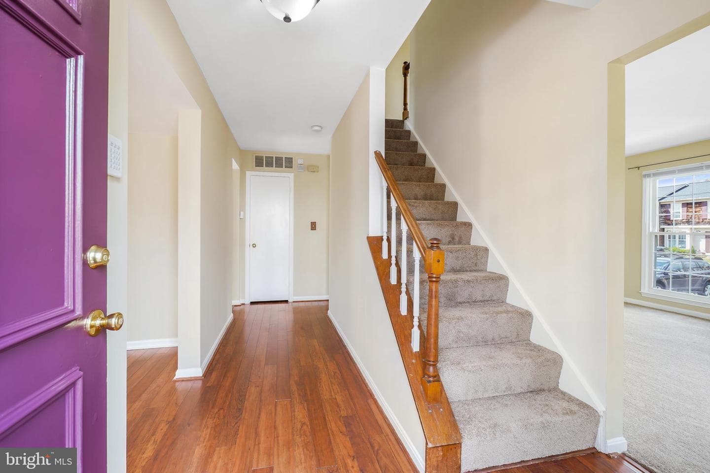 9338 Bremerton Way photo 4
