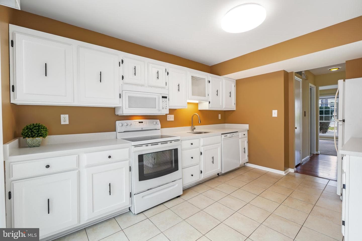 9338 Bremerton Way photo 7