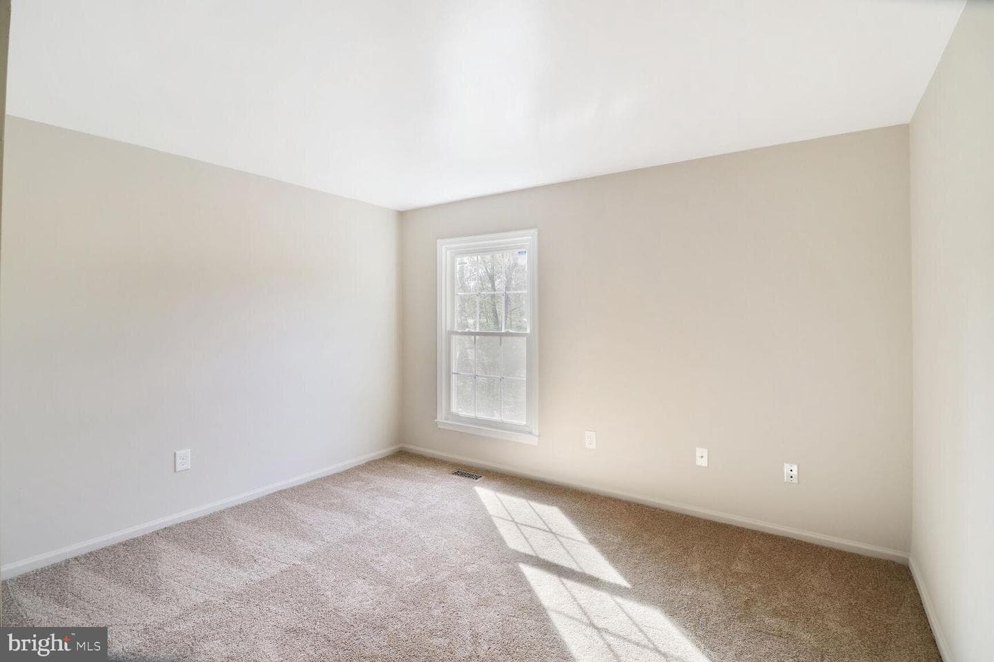 12704 Ruxton Road photo 23