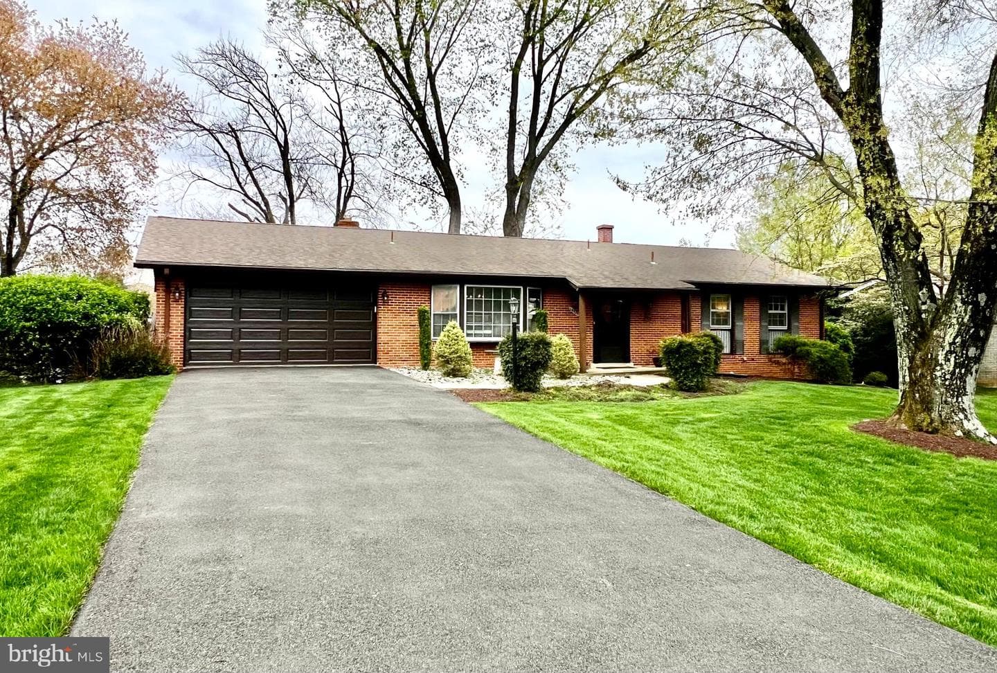 14725 Flintstone Lane photo 1