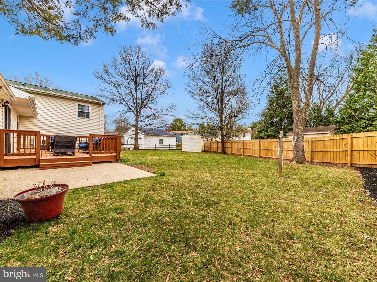 19005 Dowden Circle photo 46