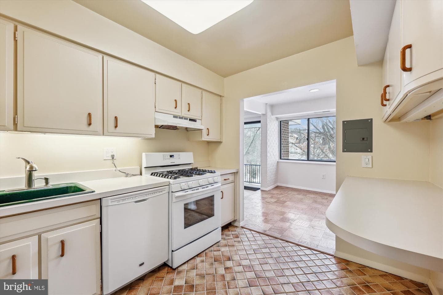 9907 Blundon Drive #5-301 photo 11