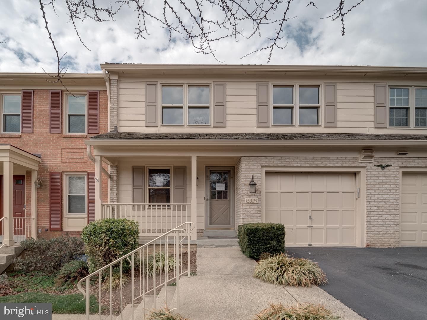 15324 Manor Village Lane photo 1
