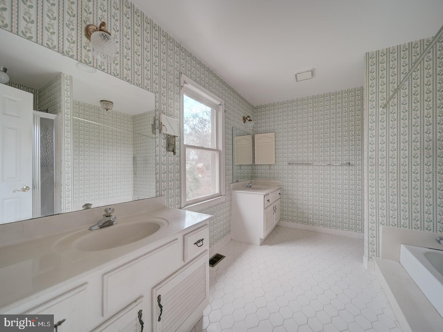 15324 Manor Village Lane photo 37
