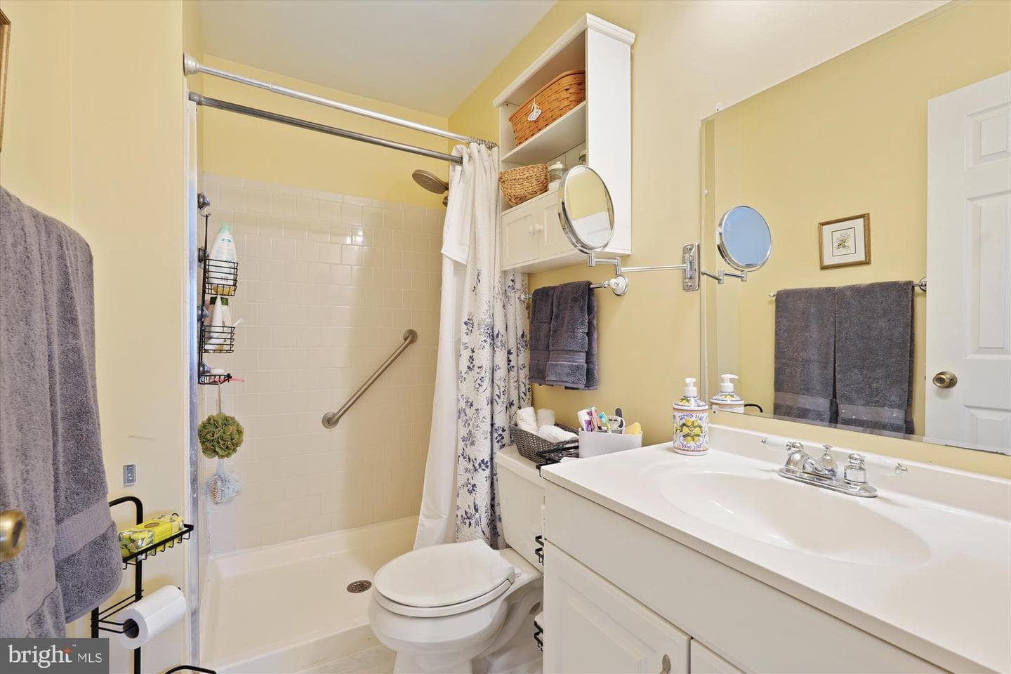 18244 Fox Chase Circle photo 23