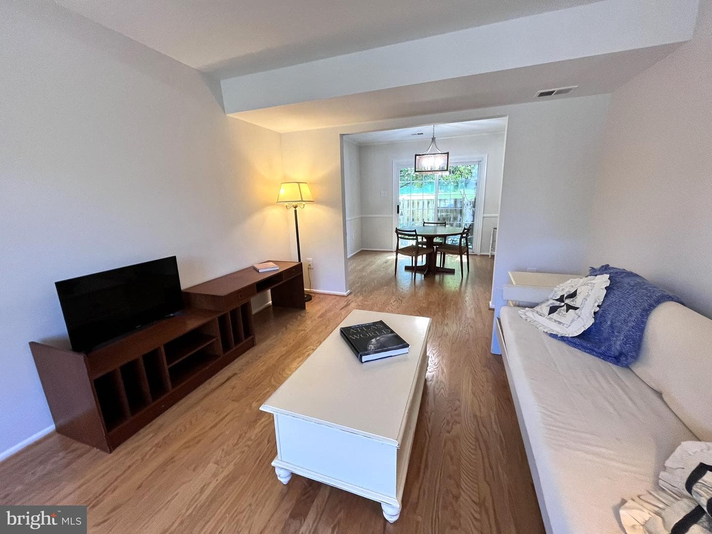 13 Chantilly Court photo 11