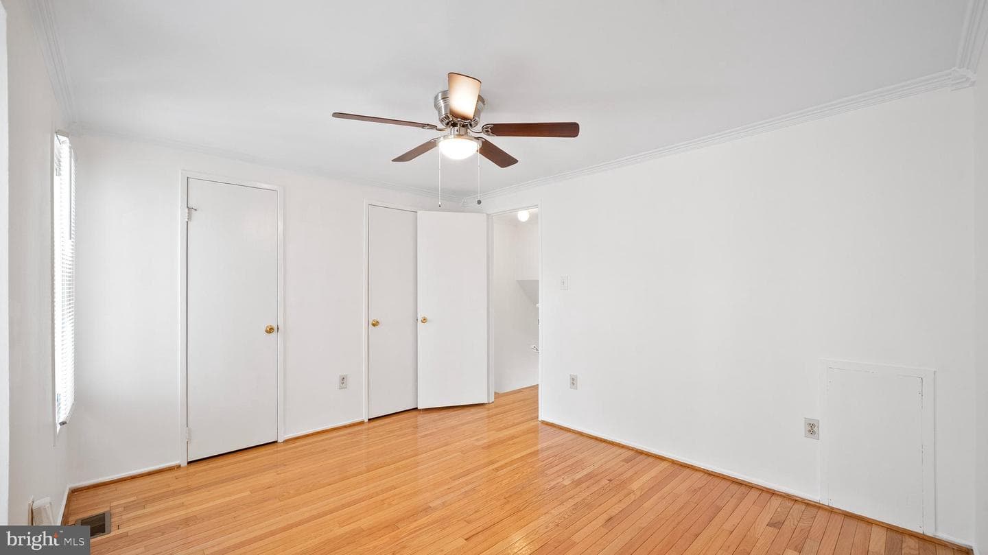 10710 Lester Street photo 14