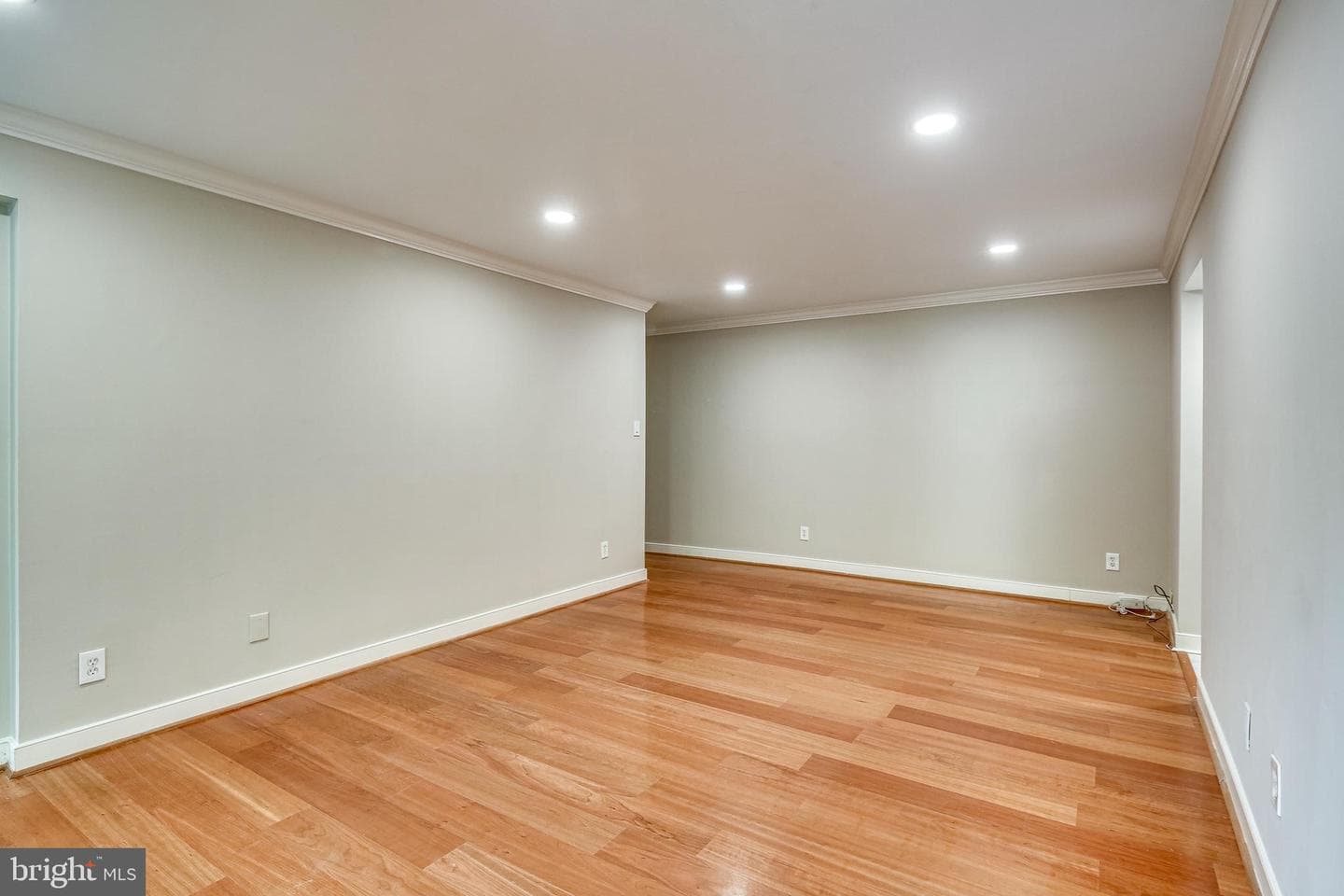 11405 Commonwealth Drive #4 photo 11